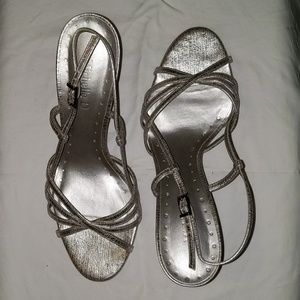 Women's Michelle D 8.5M strappy silver heels